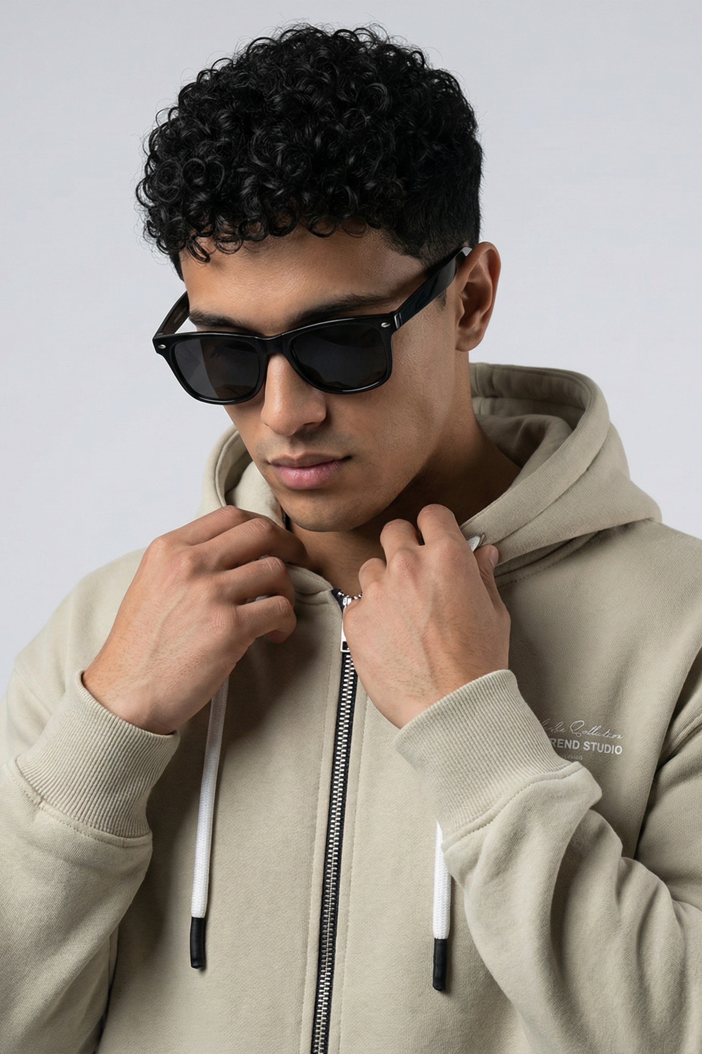 Studio Script Zip Hoodie –Pistachio Ecru