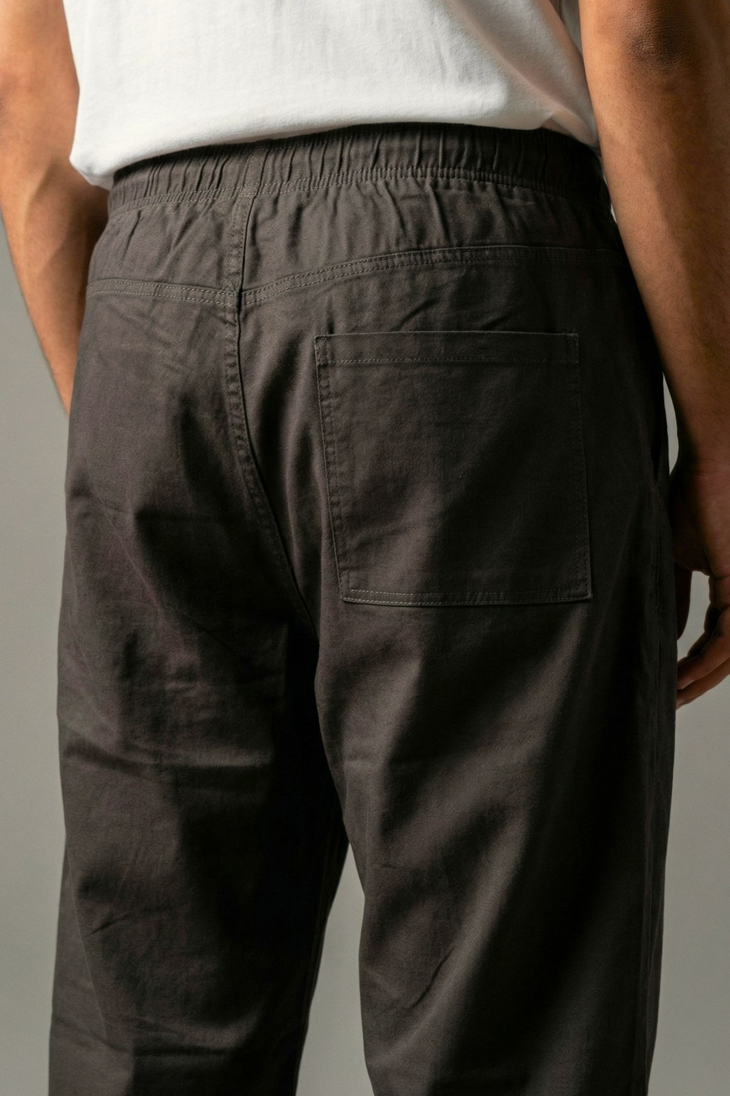 UrbanEase Linen Comfort Trousers — Espresso Brown