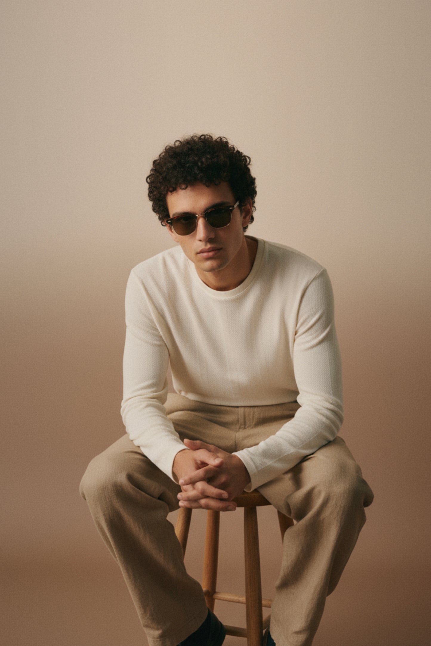 Parallel Calm – Ivory Dusk