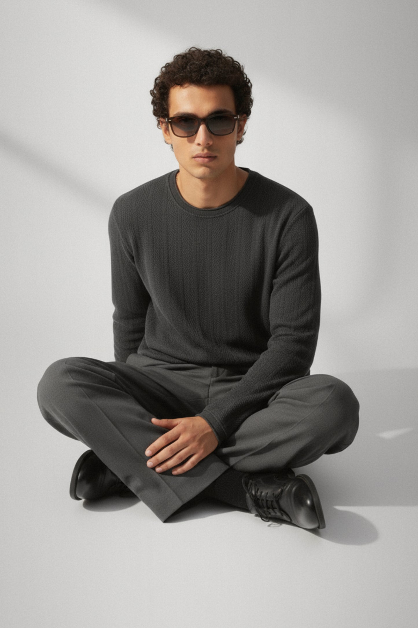 Parallel Calm – Charcoal Mist