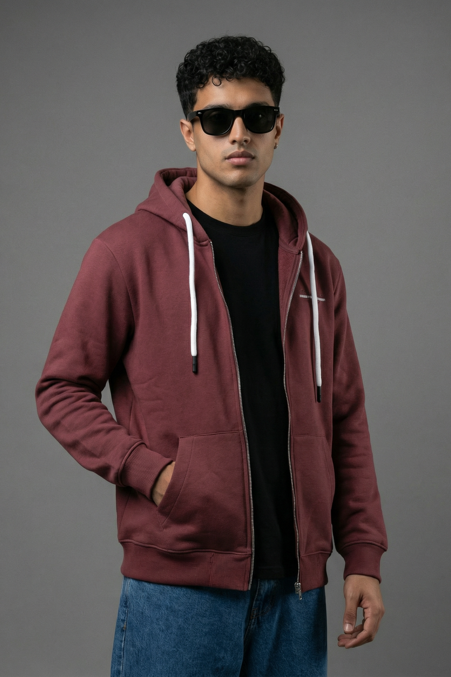 Studio Script Zip Hoodie – Merlot