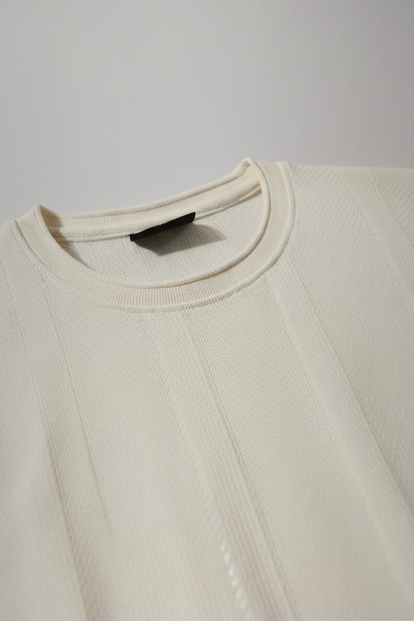 Parallel Calm – Ivory Dusk