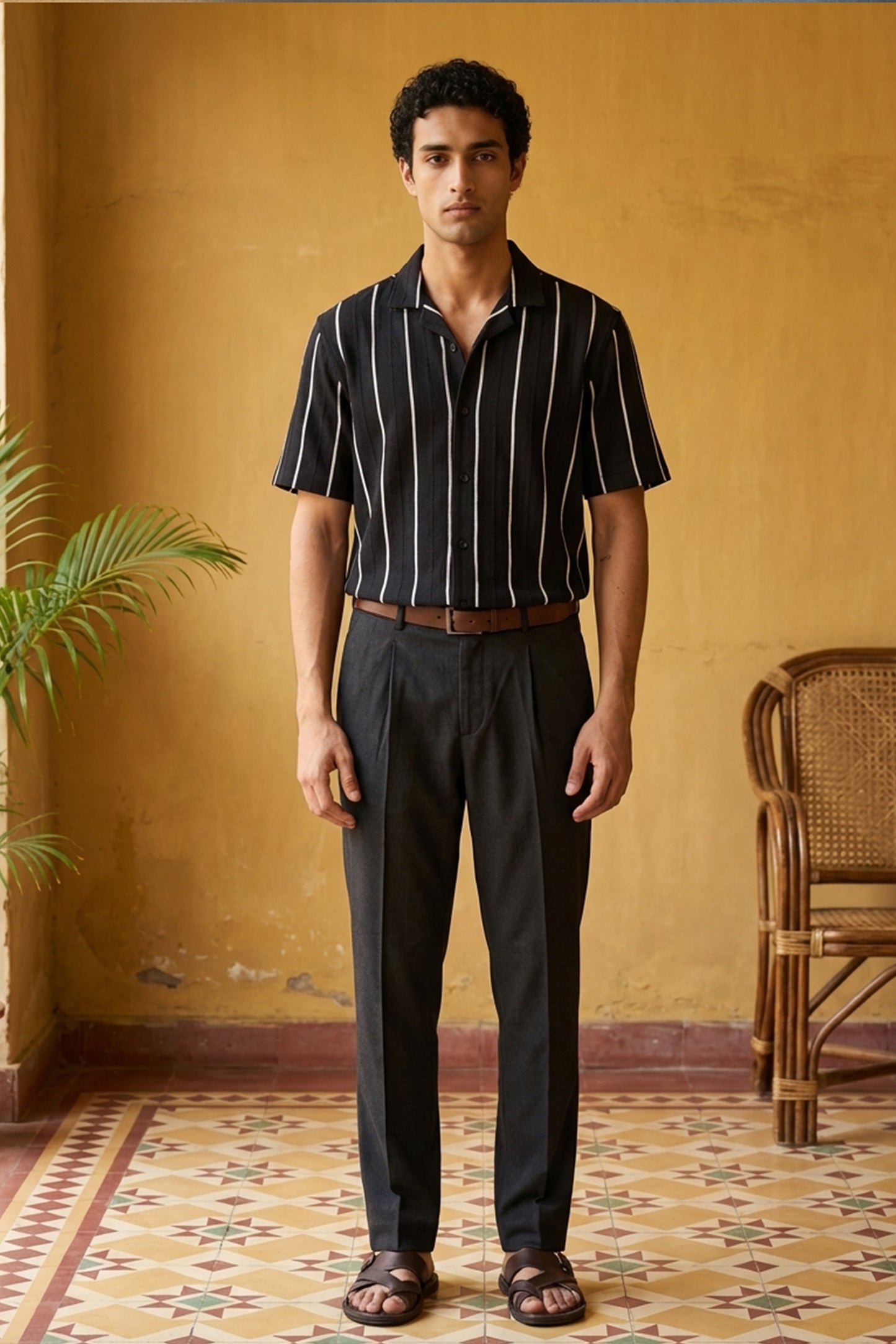 Monochrome Pulse — BLACK STRIPE